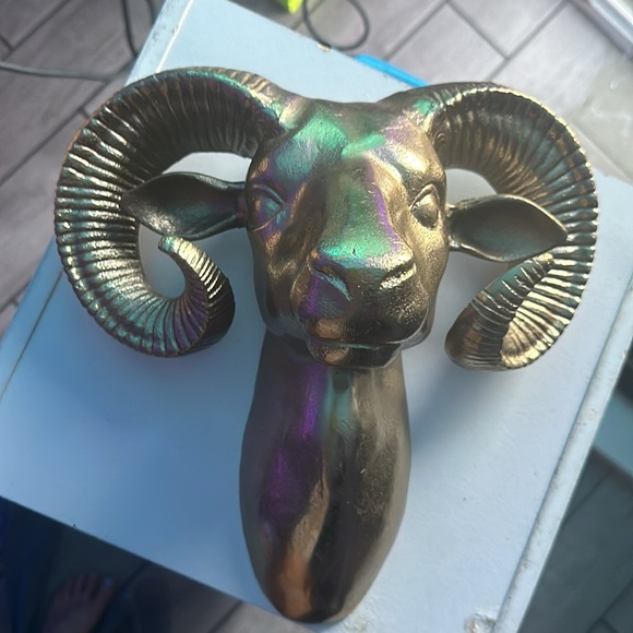 Gold Ram Head Bust Wall Hanging 🌟 💌 Free Shipping - Picture 4 of 4